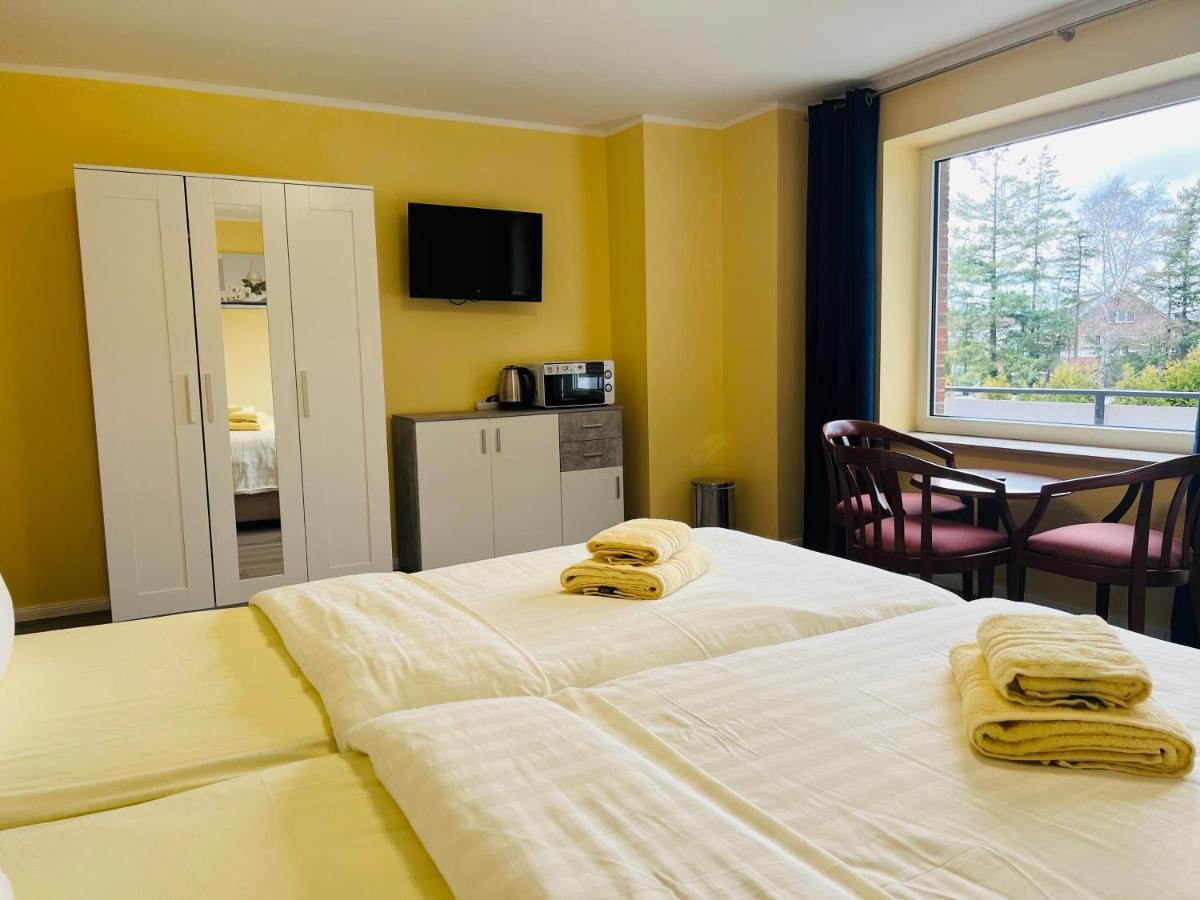 M&M Hotel - Ной-Вульмсторф Экстерьер фото